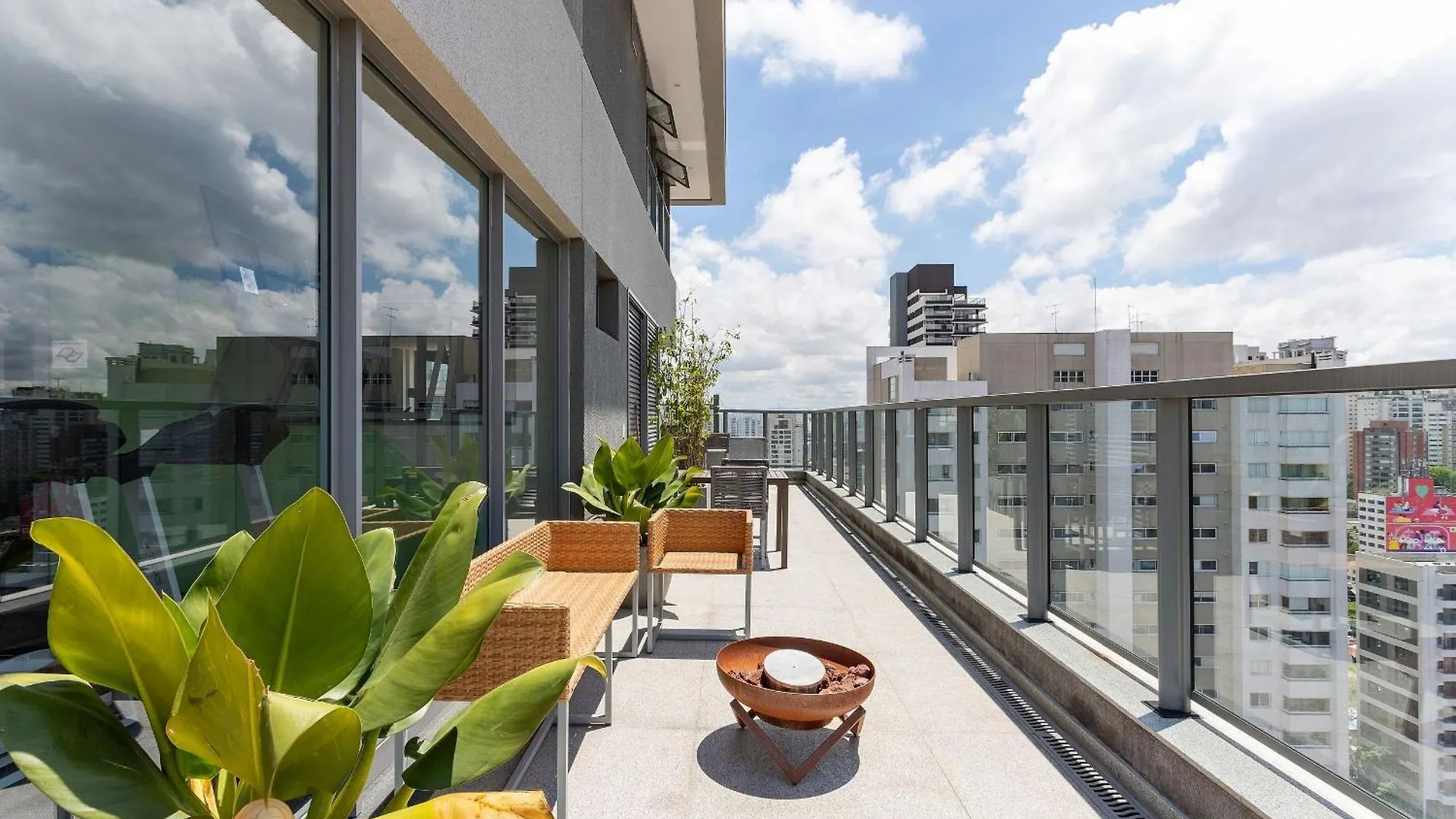 Pdz1303 - Studio Sofisticado | Prox. Allianz Sao Paulo Apartment
